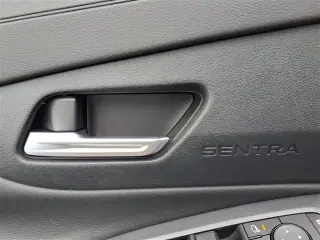 Nissan Sentra 2026 SV Sedán de 4 puertas