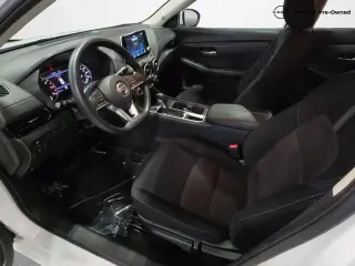 Nissan Sentra 2023 SV Sedán de 4 puertas