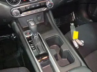 Nissan Sentra 2023 SV Sedán de 4 puertas