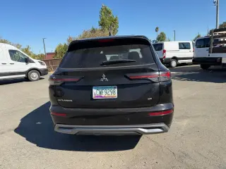 Mitsubishi Outlander 2025 SE SUV de 4 puertas