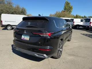 Mitsubishi Outlander 2025 SE SUV de 4 puertas