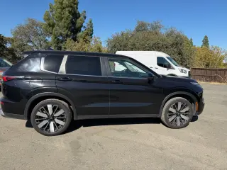 Mitsubishi Outlander 2025 SE SUV de 4 puertas