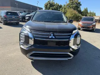 Mitsubishi Outlander 2025 SE SUV de 4 puertas