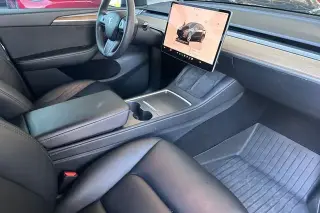 Tesla Model Y 2023 AWD Performance 4 puertas Crossover