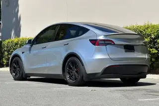 Tesla Model Y 2023 AWD Performance 4 puertas Crossover