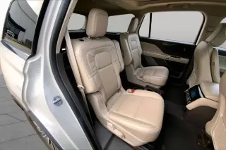 Lincoln Aviator 2021 Reserve 4 SUV