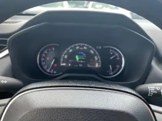 Toyota RAV4 2020 Limited 4dr SUV