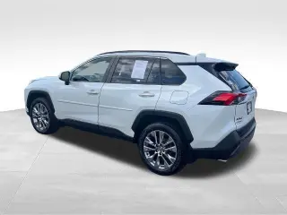 Toyota RAV4 2020 Limited 4dr SUV