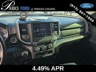 Ram 1500 2020 4x2 Big Horn 4dr Crew Cab 5.6 ft. SB Pickup