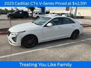 Cadillac CT4-V 2023 4dr Sedán