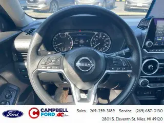 Nissan Sentra 2025 SV 4dr Sedán