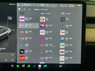 Tesla Model Y 2023 AWD Largo Alcance 4dr Crossover