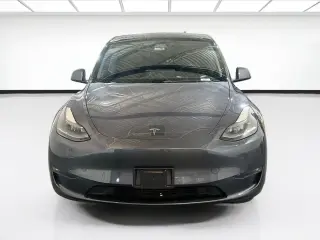 Tesla Model Y 2023 AWD Largo Alcance 4dr Crossover