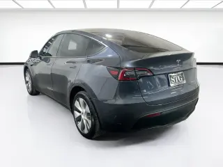 Tesla Model Y 2023 AWD Largo Alcance 4dr Crossover