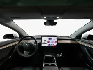 Tesla Model 3 2021 Alcance Estándar Plus 4dr Sedán