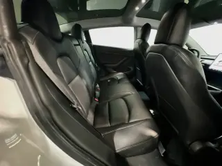 Tesla Model 3 2021 Alcance Estándar Plus 4dr Sedán