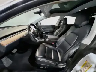 Tesla Model 3 2019 Alcance Medio 4dr Fastback