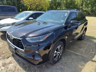 Toyota Highlander 2021 XLE 4 SUV