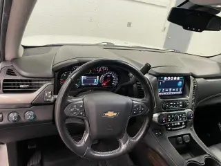 Chevrolet Suburban 2016 4x4 LT 4dr SUV