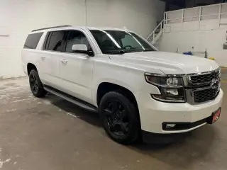 Chevrolet Suburban 2016 4x4 LT 4dr SUV