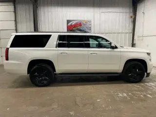 Chevrolet Suburban 2016 4x4 LT 4dr SUV