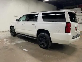 Chevrolet Suburban 2016 4x4 LT 4dr SUV
