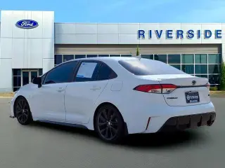 Toyota Corolla 2024 SE 4dr Sedán