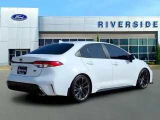 Toyota Corolla 2024 SE 4dr Sedán