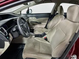 Honda Civic 2013 LX, sedán de 4 puertas, 5A