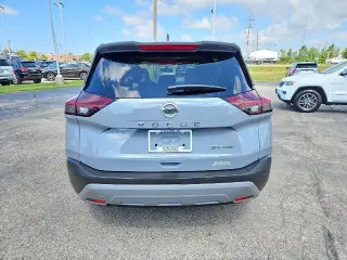Nissan Rogue 2021 AWD SV 4dr Crossover