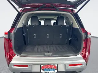 Nissan Pathfinder 2024 SL 4PU SUV