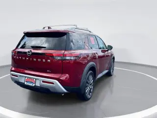 Nissan Pathfinder 2024 SL 4PU SUV