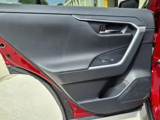 Toyota RAV4 Híbrido 2022 AWD Limited 4dr SUV