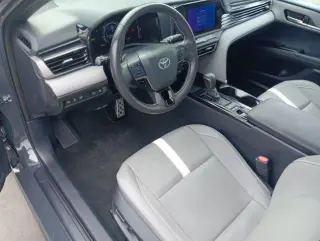 Toyota Camry 2025 SE 4dr Sedán
