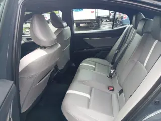 Toyota Camry 2025 SE 4dr Sedán