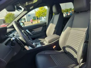 Land Rover Discovery Sport 2025 AWD P250 Dynamic SE SUV de 4 puertas