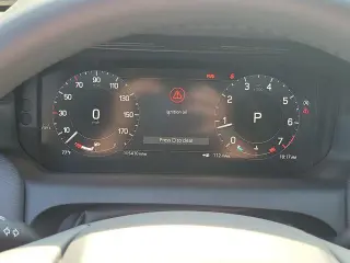 Land Rover Discovery Sport 2025 AWD P250 Dynamic SE SUV de 4 puertas