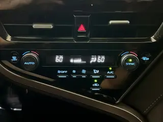 Toyota Camry 2024 LE 4dr Sedán