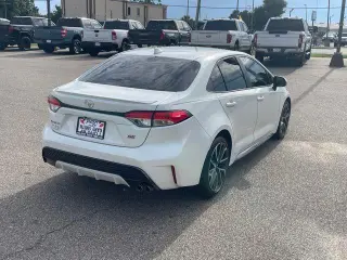 Toyota Corolla 2021 SE 4dr Sedán CVT