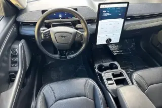 Ford Mustang Mach-E 2025 AWD Premium 4dr SUV