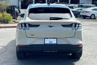 Ford Mustang Mach-E 2025 AWD Premium 4dr SUV