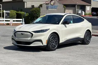 Ford Mustang Mach-E 2025 AWD Premium 4dr SUV