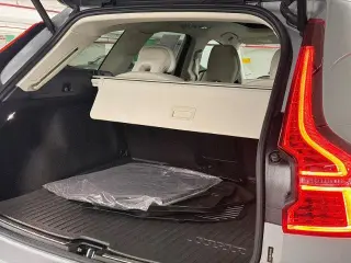 Volvo XC60 2024 AWD B5 Plus Dark Theme 4dr SUV