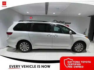 Toyota Sienna 2017 XLE 7 Pasajeros Asiento de Acceso Automático 4dr Mini-Van