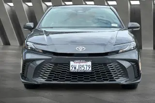 Toyota Camry 2026 SE 4dr Sedán