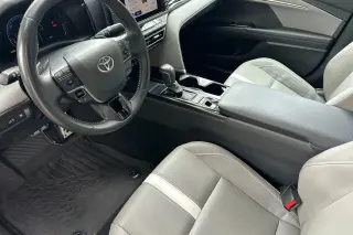 Toyota Camry 2026 SE 4dr Sedán