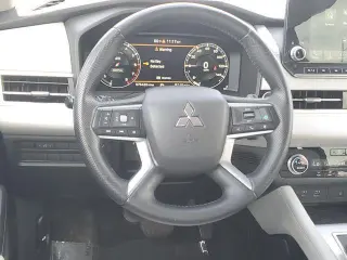 Mitsubishi Outlander 2022 SEL 4dr SUV