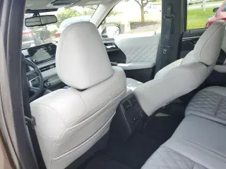 Mitsubishi Outlander 2022 SEL 4dr SUV