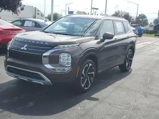 Mitsubishi Outlander 2022 SEL 4dr SUV