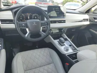 Mitsubishi Outlander 2022 SEL 4dr SUV